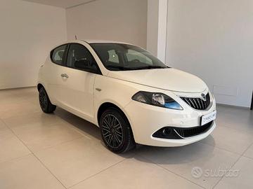 Lancia Ypsilon III 1.0 firefly hybrid Gold s&s 70c