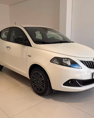 Lancia Ypsilon III 1.0 firefly hybrid Gold s&s 70c