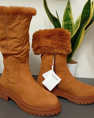 Scarpe  stivaletti n 37 nabook nuovi originali