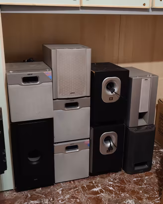 SUBWOOFER ATTIVI (trattabili)