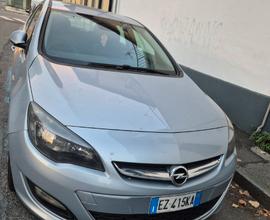 OPEL Astra - 2015