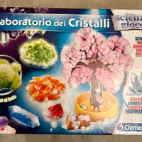Laboratorio di cristalli