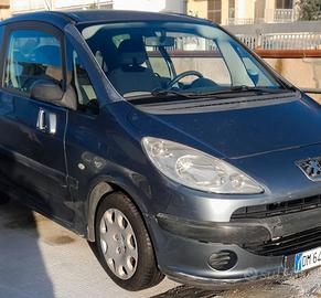 Peugeot 1007