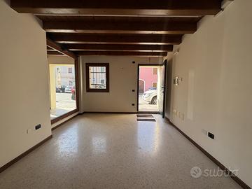 Negozio Montagnana [Cod. rif M134ACG]