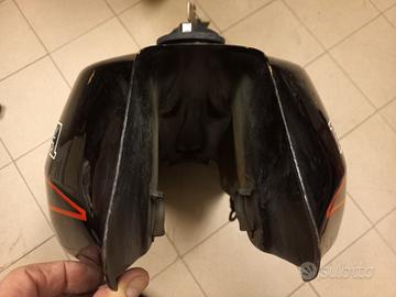 Serbatoio  honda 125 4t