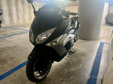 Yamaha T-MAX