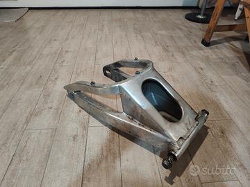 Forcellone Yamaha R1 1998-2001
