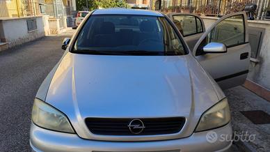 Opel Astra 1.6 Benzina (2000) – 145.000 km