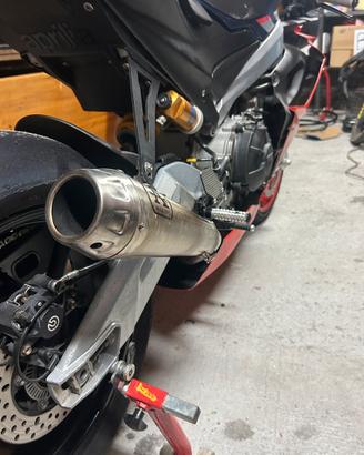 Aprilia rs660 uso pista