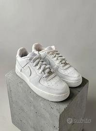 Nike Air Force 1 bianche – taglia 43