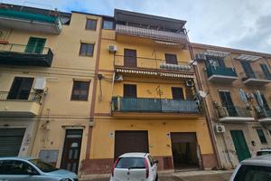 Noce/Perpignano trilocale con magazzino 51 mq