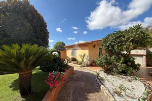 VILLA SINGOLA A APRILIA