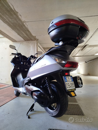 Scooter silver wing 400