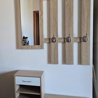 Scarpiera e appendiabiti