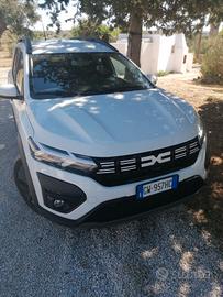 Dacia jogger praticamente nuova