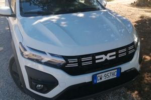 Dacia jogger praticamente nuova