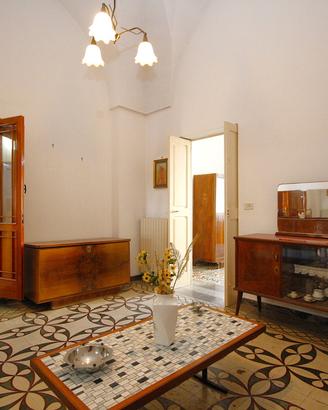 Autentica dimora salentina con ampio terrazzo