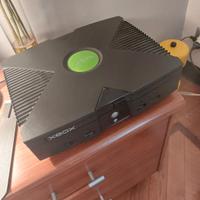 Xbox classic completa di tutti i cavi