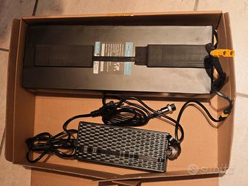 Batteria Litio 60V 18A  1080watt  + alimentatore 