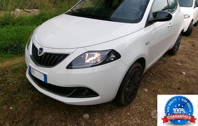 Lancia Ypsilon 1.0 FireFly 5 porte S&S Hybrid Gold