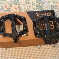 Pedali Reverse Components Base