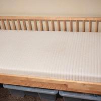 Lettino Montessori Ikea + materasso e cuscino