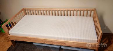 Lettino Montessori Ikea + materasso e cuscino