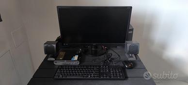 Postazione PC NUC + Monitor+ Sistema Audio