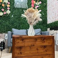 Tavolino da salotto marrone con effetto infinity