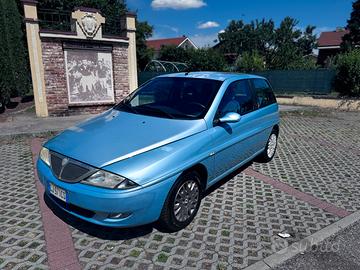 Lancia ypsilon 1200  vaniy climatizzatore