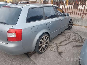 AUDI A4 2.5 TDI