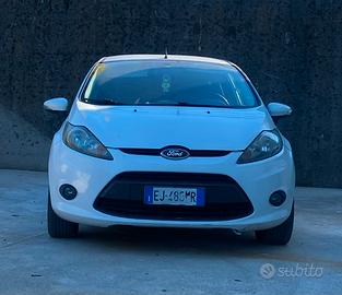 Ford fiesta van