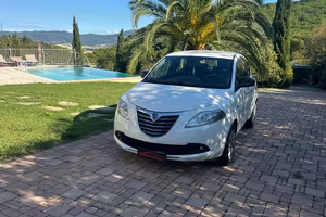 Lancia Ypsilon 1.2 69 CV 5 porte GPL Ecochic Silve