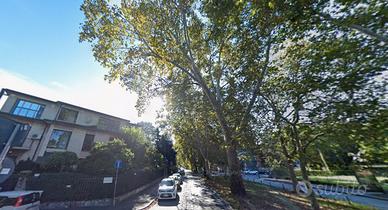 Singola zona Fiera con accesso a terrazzo - 550eu