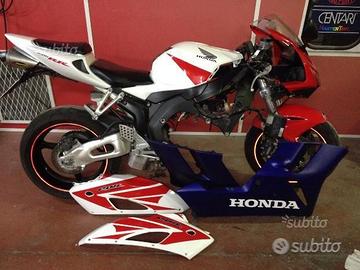 Cbr 1000 rr ricambi honda cbr 1000rr 2005
