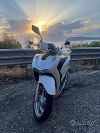 Honda sh-125 anno 2023