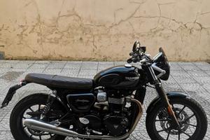 Triumph street twin 900