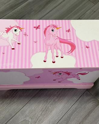 Cassa contenitore bambina