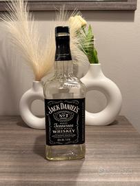 Bottiglia vuota jack daniels