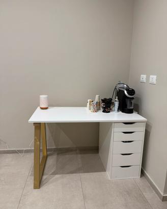 scrivania professionale per studio beauty