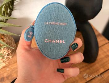 Pochette Chanel senza la crema