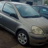 Toyota Yaris 2004