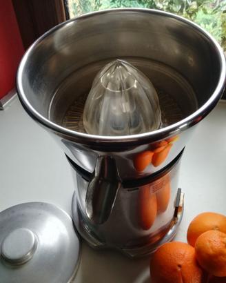 Spremiagrumi professionale Vema