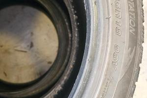 2 gomme termiche Goodride 235/45/R18