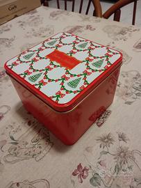 barattolo natalizio di latta