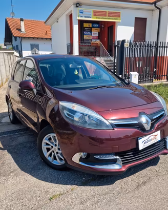 Renault Scenic 1.5 dCi 110CV Distr ok/ UNCPR.