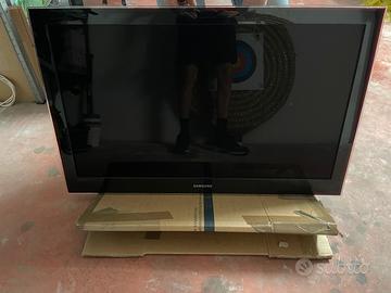 TV SAMSUNG 40”