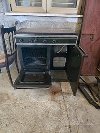 Cucina a Gas Vintage Bompani con Forno
