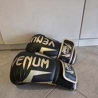 Guantoni da boxe Venum Elite taglia unica