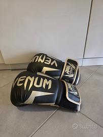 Guantoni da boxe Venum Elite taglia unica